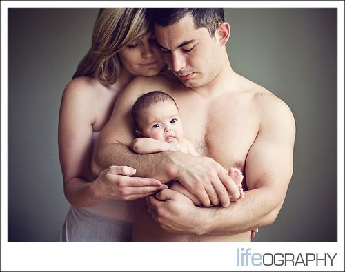 Voilà comment ces 20 couples ont choisi d'annoncer la naissance de leur bébé ! | So Busy Girls
