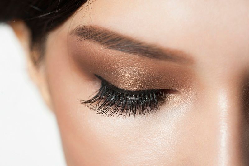 8 astuces maquillage pour avoir un beau regard | So Busy Girls