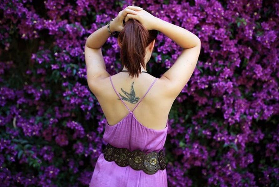 22 tatouages sexy (et totalement inattendus) à vous faire dans le dos | So Busy Girls