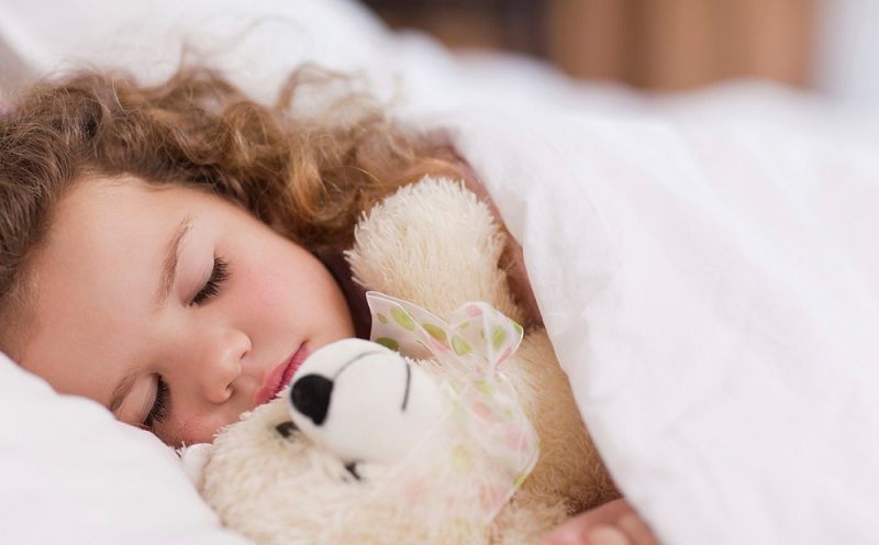 N’oublie pas ton doudou pour te protéger des cauchemars !! (ou des monstres) | So Busy Girls