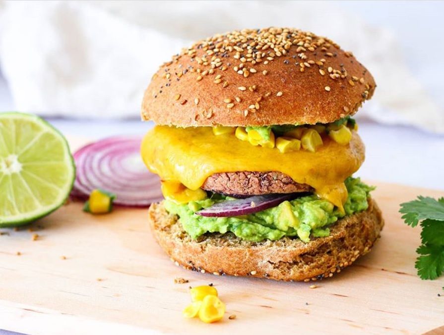 La recette de burger gourmand avec steak végétal maison | So Busy Girls