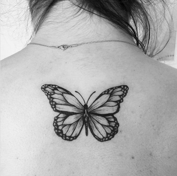 22 tatouages sexy (et totalement inattendus) à vous faire dans le dos | So Busy Girls