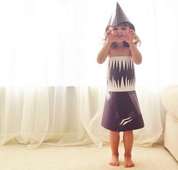 Cette maman créative recrée les robes de star pour sa petite fille avec les moyens du bord, et le résultat est juste WAOUH ! | So Busy Girls