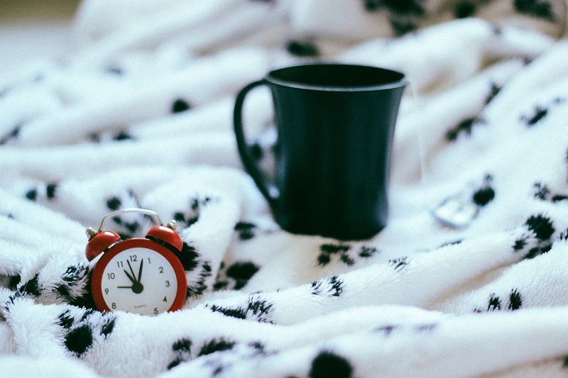 Pourquoi l'heure à laquelle vous mangez est aussi importante que ce que vous mettez dans votre assiette | So Busy Girls