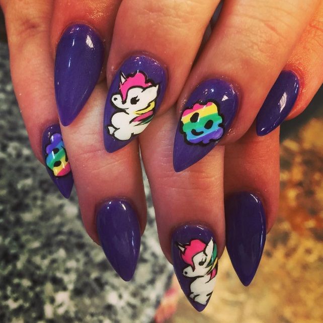 18 nail arts licorne qui nous font revenir quelques années en arrière (et ça fait du bien) | So Busy Girls