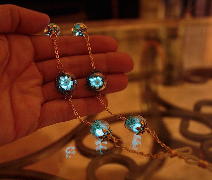 Ces bijoux qui brillent dans le noir vous donneront l'impression d'être magique | So Busy Girls