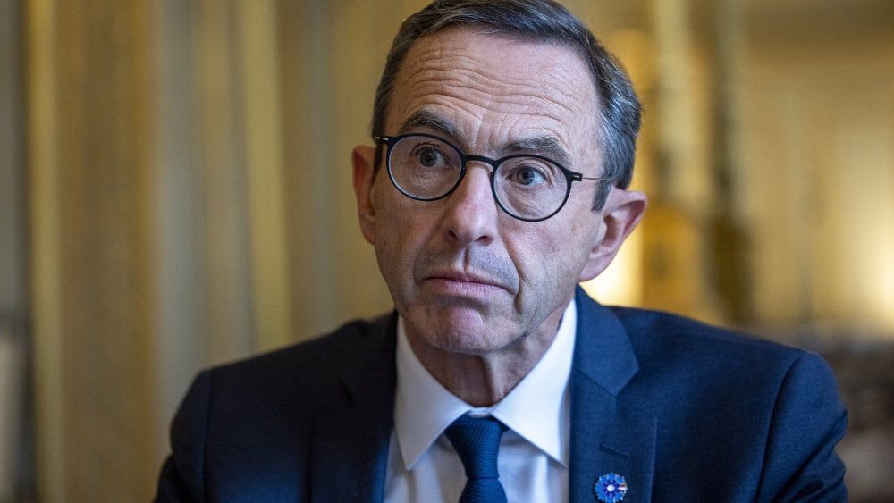 Bruno Retailleau face à un piège politique déjà visible dans les sondages | So Busy Girls