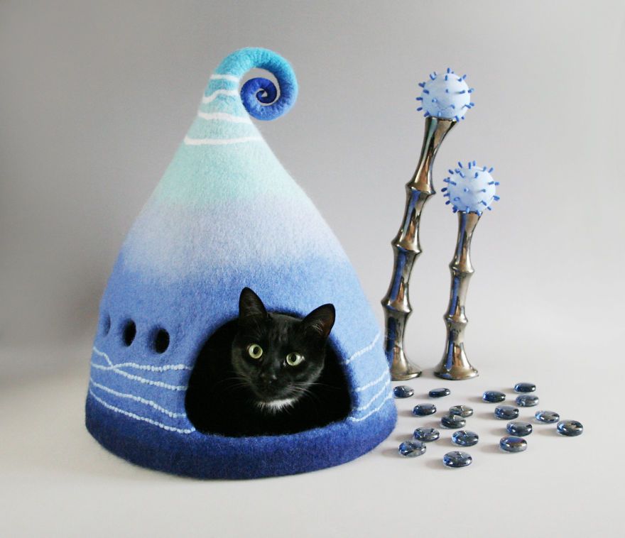 Elle crée des maisons pour chat pleines de couleur vraiment adorables | So Busy Girls