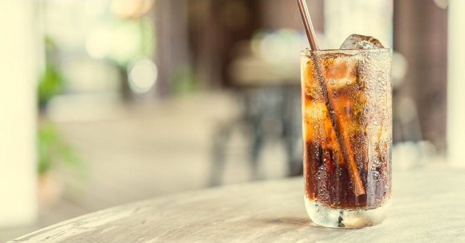 Pourquoi vous devez absolument arrêter de boire du soda light | So Busy Girls