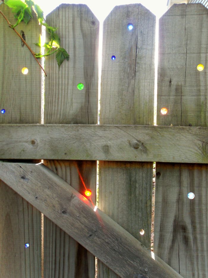 Des strass brillants pour une barrière lumineuse | So Busy Girls