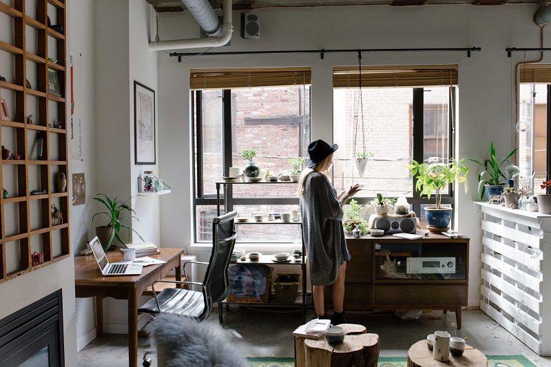 Comment bien décorer les espaces intérieurs pour femme ? | So Busy Girls