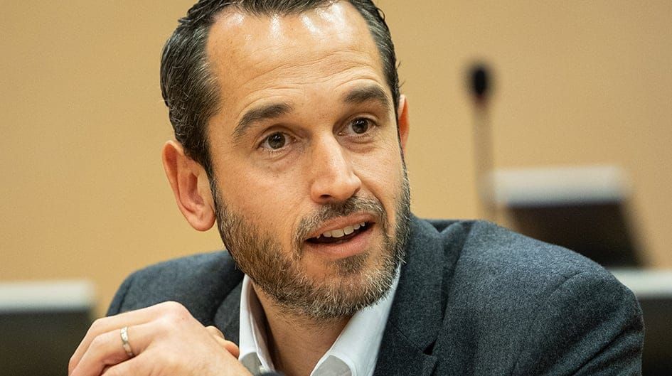 À Nantes, la maire Johanna Rolland sous pression : le secrétaire général du PS Pierre Jouvet évoque des discussions possibles avec LFI | So Busy Girls