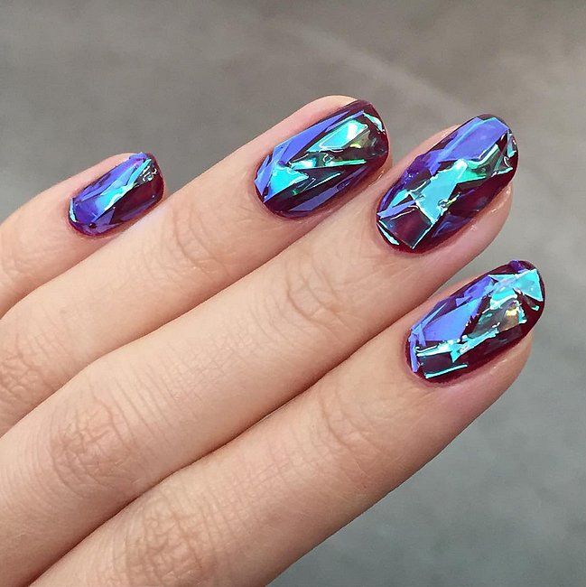 La dernière tendance nail art : les glass nails | So Busy Girls