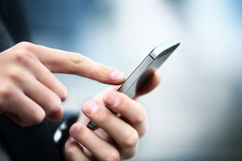 Vous ne vous doutez pas des conséquences désastreuses que votre smartphone a sur votre cerveau | So Busy Girls
