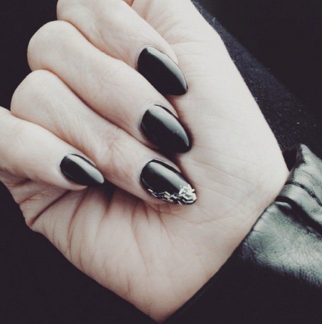 Tout en noir | So Busy Girls