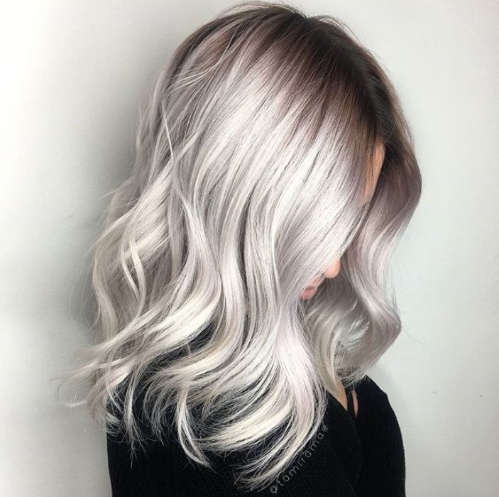 Pourquoi vous allez avoir envie de craquer pour la coloration blond polaire | So Busy Girls