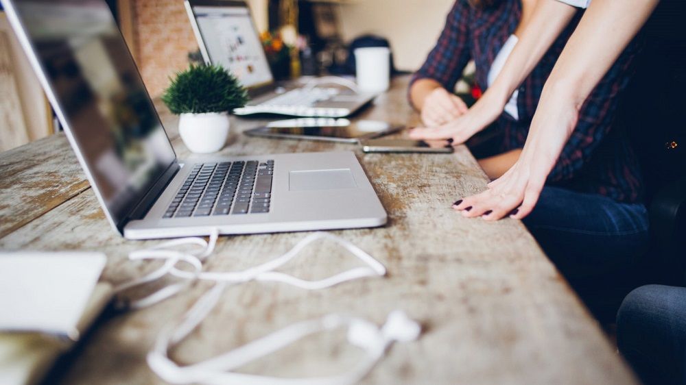 5 professions intéressantes qu'on peut exercer en freelance | So Busy Girls