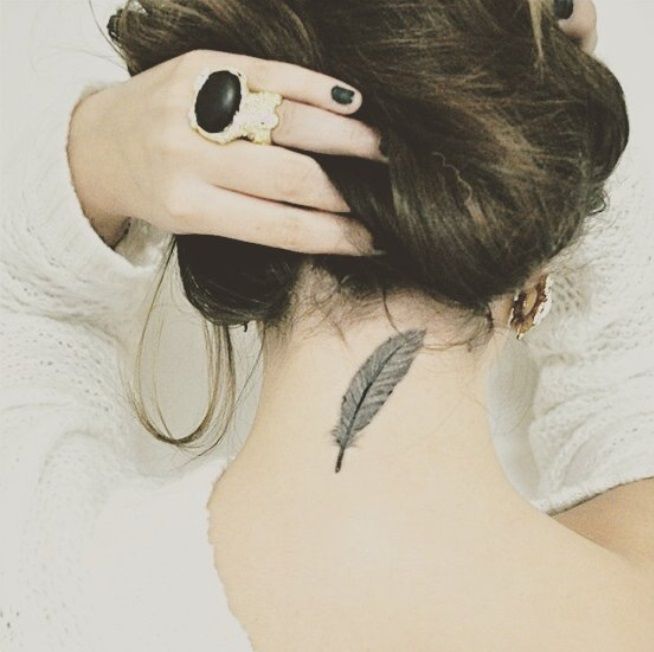 17 tatouages sur la nuque qui vont vous inspirer | So Busy Girls
