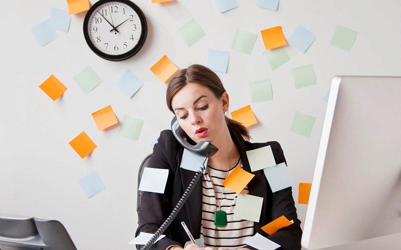 Arrêtez de culpabiliser parce que vous partez à l'heure du bureau | So Busy Girls