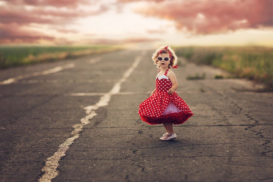 Cette maman crée des costumes magnifiques pour ses enfants et les photographie pour des clichés féeriques | So Busy Girls