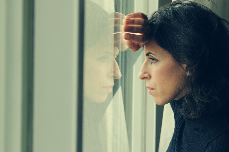 IL CRITIQUE ET DÉVALORISE | So Busy Girls