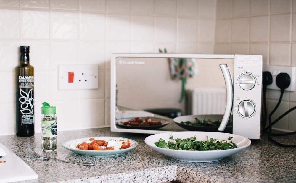 10 aliments à ne surtout pas mettre au micro-ondes | So Busy Girls
