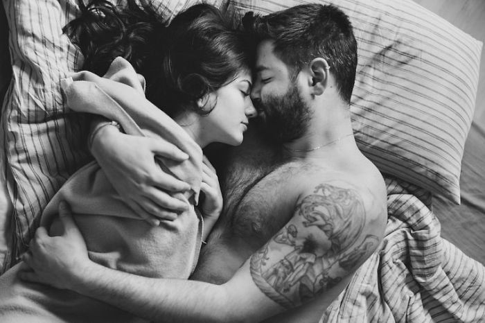 Cette photographe capte tous les jolis moments d'intimité entre les couples amoureux | So Busy Girls