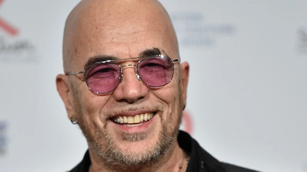 Pascal Obispo dans les bras de Rachida Dati : le cliché qui fait beaucoup réagir | So Busy Girls