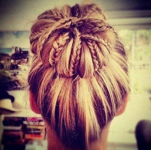 Un chignon tressé | So Busy Girls