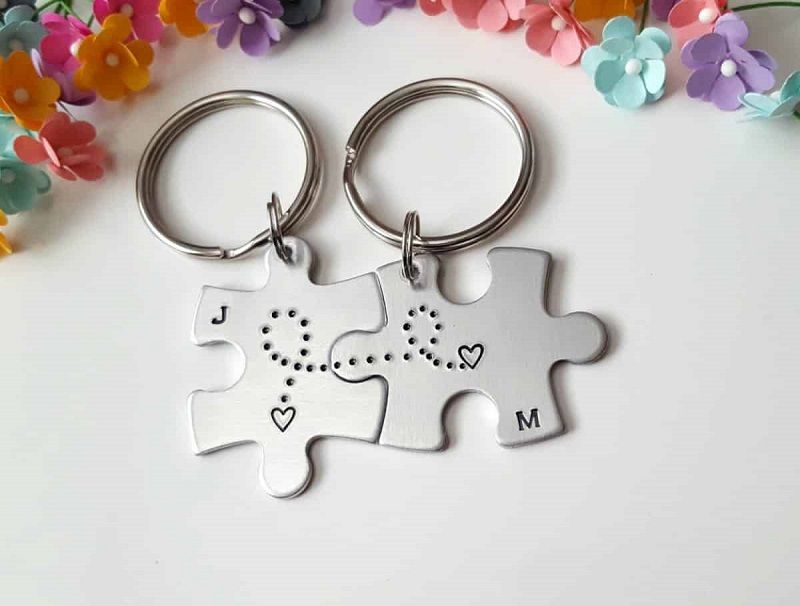 10 idées de cadeaux personnalisés de couple | So Busy Girls
