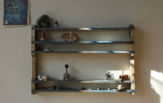Des étagères en palette en bois | So Busy Girls