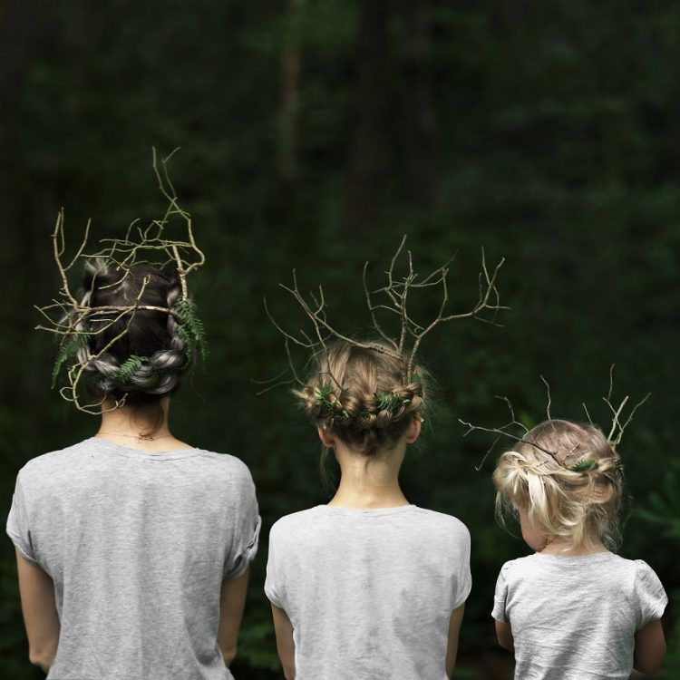 Ces photos d'une maman et de ses 2 filles en tenues assorties sont adorables | So Busy Girls