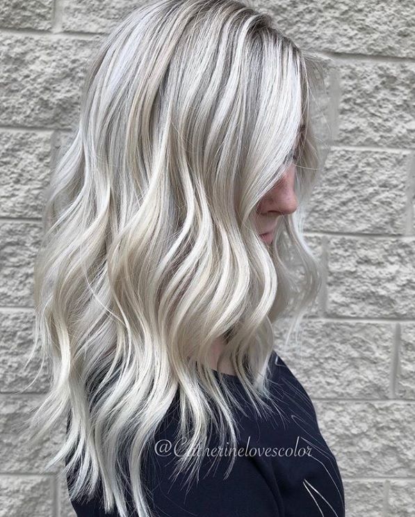 Pourquoi vous allez avoir envie de craquer pour la coloration blond polaire | So Busy Girls
