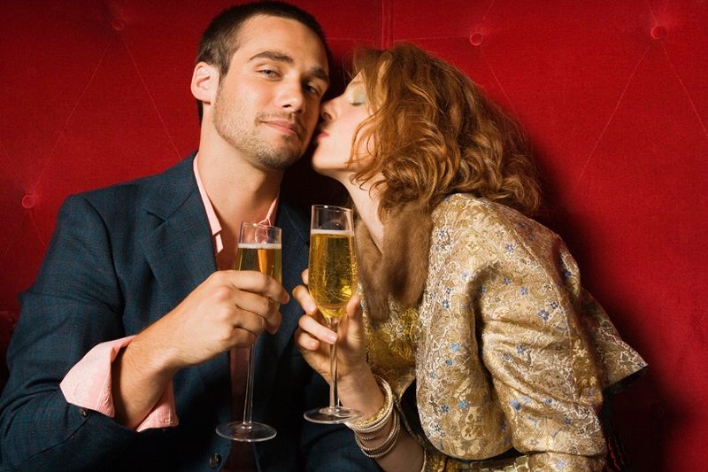 13. Vous n'avez plus besoin de faire attention à ce que la personne qui vous accompagne aux mariages de vos amis... | So Busy Girls