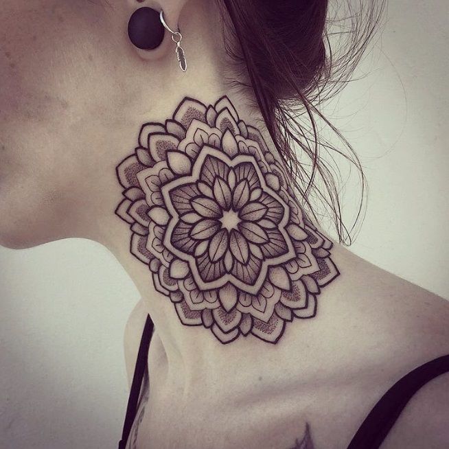 15 tatouages sexy et osés à vous faire dans le cou | So Busy Girls