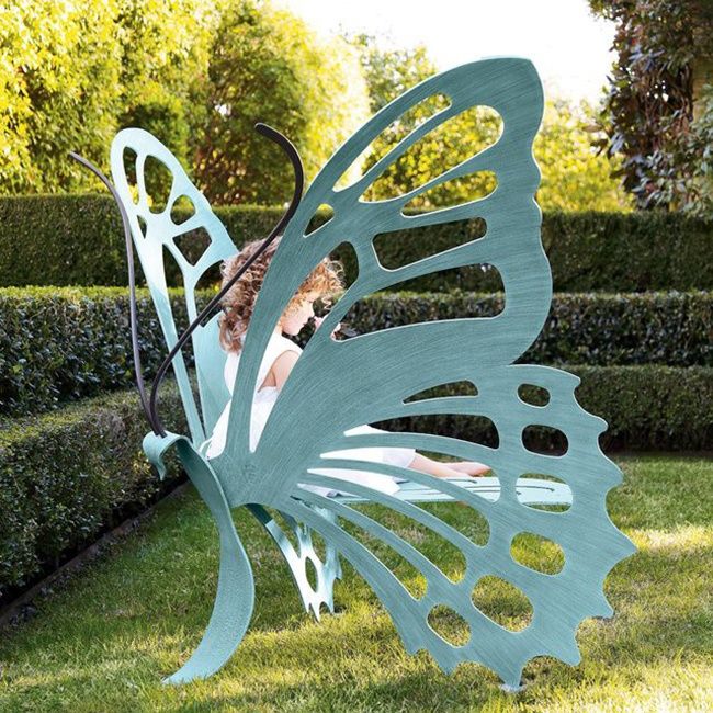 Le banc en forme de papillon | So Busy Girls