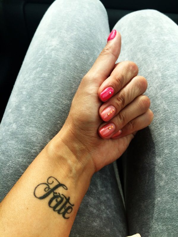 27 idées de manucures qui mettront en valeur vos ongles courts | So Busy Girls
