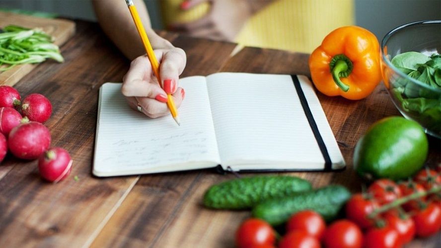 10 conseils simples à suivre pour réussir à maigrir | So Busy Girls