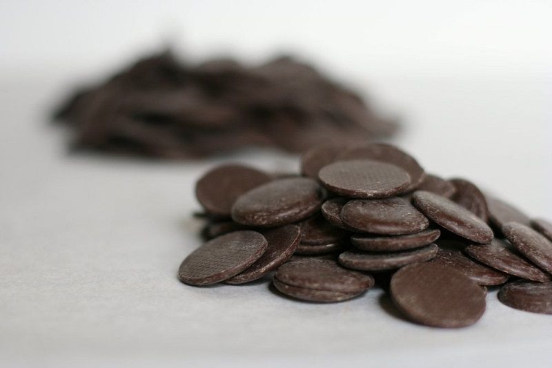 Pourquoi manger du chocolat noir peut vous aider à être plus détendu | So Busy Girls