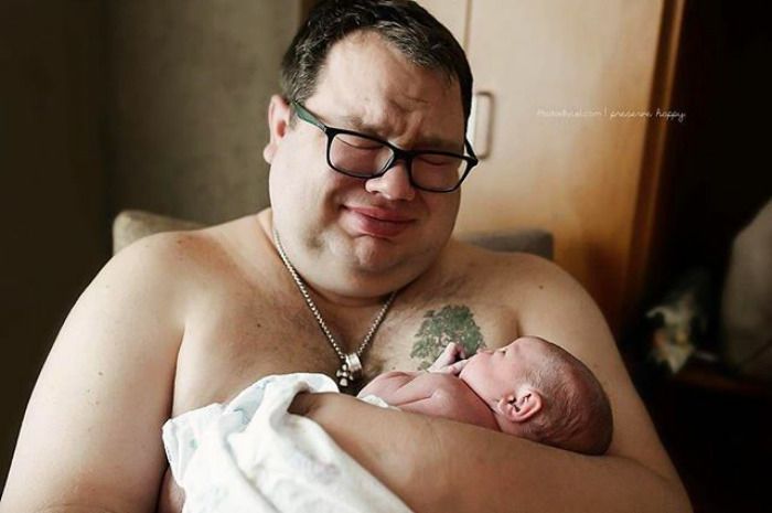 16 photos très émouvantes de jeunes papas dans la salle d'accouchement | So Busy Girls