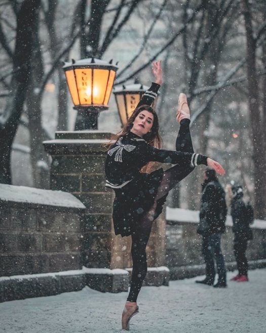 16 photos sublimes de ballerines qui dansent dans les rues de New York | So Busy Girls