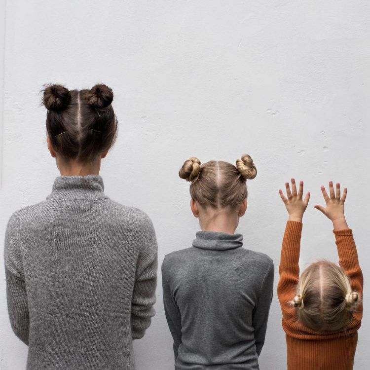 Ces photos d'une maman et de ses 2 filles en tenues assorties sont adorables | So Busy Girls