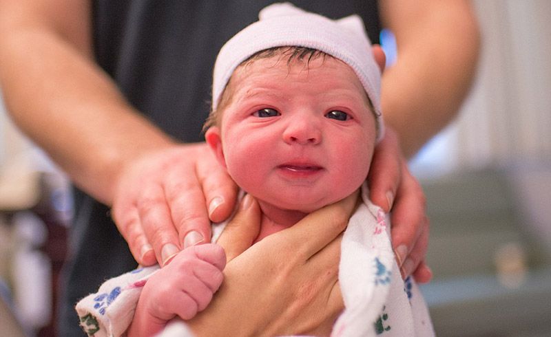 Cette maman photographie son propre accouchement : le résultat est vraiment magnifique | So Busy Girls