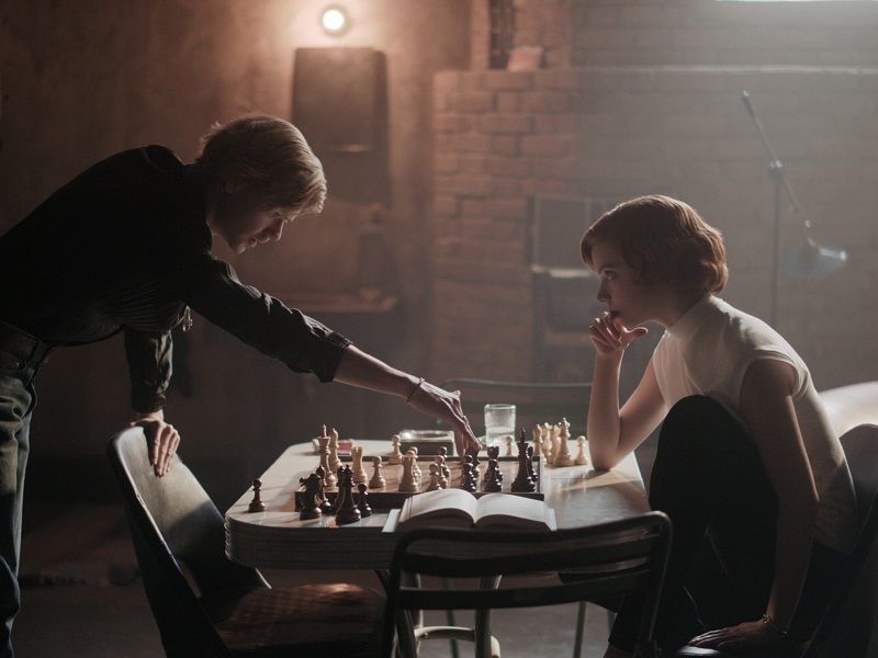 10 choses que vous aviez envie de savoir sur la série Le Jeu de la Dame | So Busy Girls