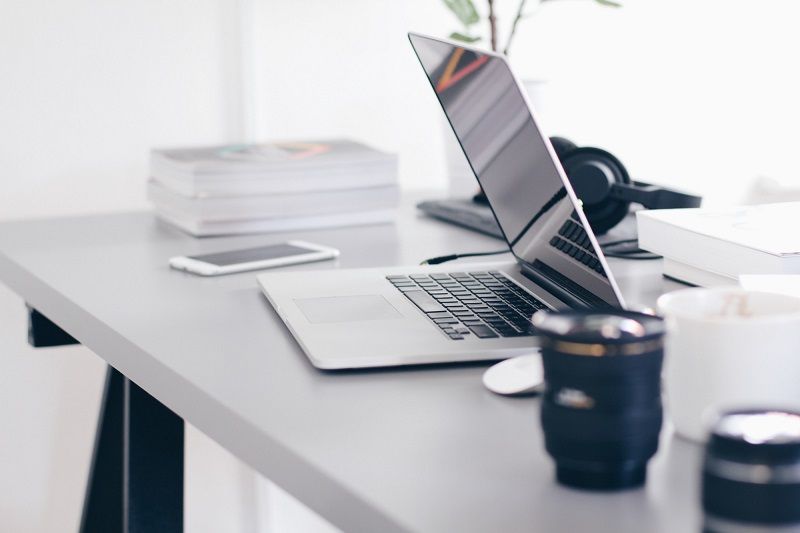 Se plaindre au travail permettrait d'être moins stressé et améliorerait considérablement la productivité | So Busy Girls