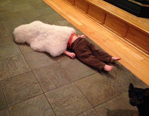 Sous un tapis | So Busy Girls