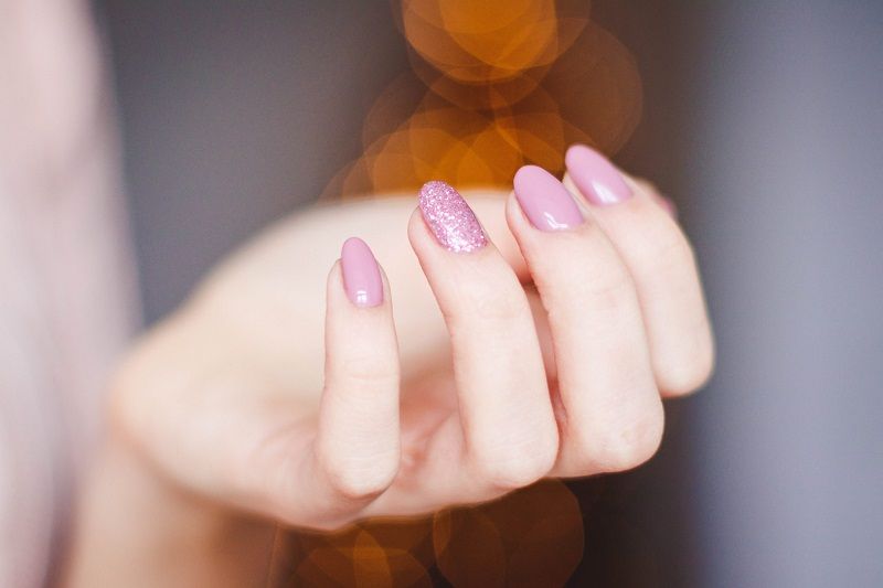 Pourquoi craquer sur le vernis à ongles semi-permanent fait maison | So Busy Girls