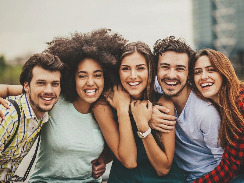Amitié : quand faut-il être hypocrite ? | So Busy Girls