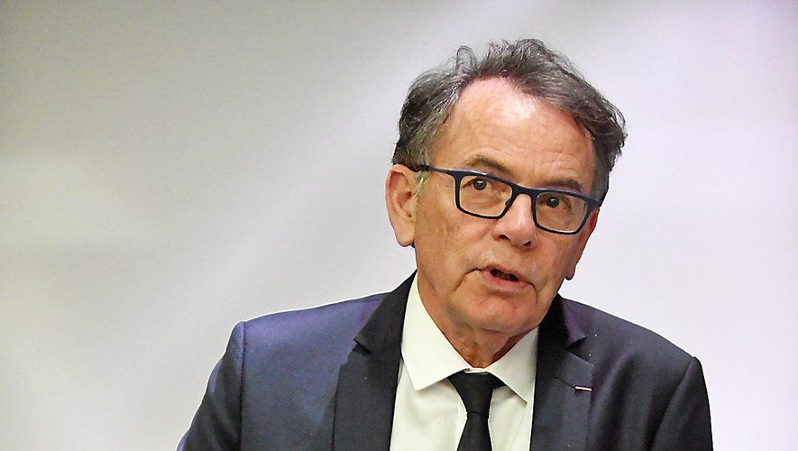 « C’est indécent » : Stéphane Mazars s’emporte après la promesse choc de Christian Teyssèdre à Rodez | So Busy Girls