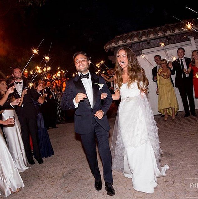 11 photos qui prouvent que les blogueuses mode font des mariées magnifiques | So Busy Girls